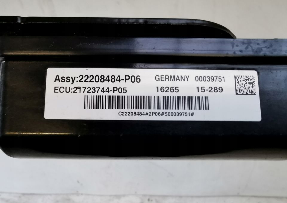 RADAR VOLVO FH4 RENAULT 22208484-P06 - ECU: slika 2 RADAR VOLVO FH4 RENAULT 22208484-P06 - ECU: slika 2
