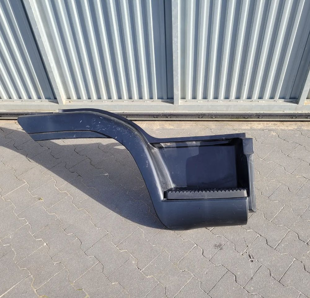 STOPNICA IVECO EUROCARGO ORYGINAL RH. - Vstopni prag za Tovornjak: slika 1 STOPNICA IVECO EUROCARGO ORYGINAL RH. - Vstopni prag za Tovornjak: slika 1