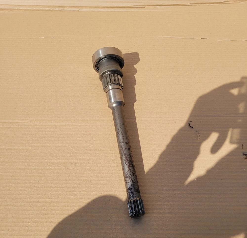 WAŁEK PRZYSTAWKI ZF 6091-302 017A - Transmission: slika 1 WAŁEK PRZYSTAWKI ZF 6091-302 017A - Transmission: slika 1
