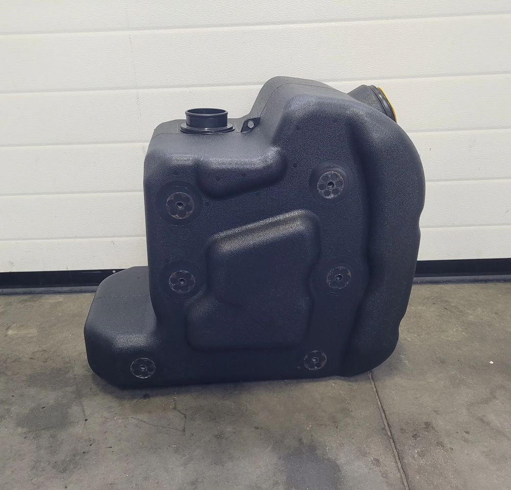 ZBIORNIK AD BULE VOLVO FH4 LOW DECK OM 23251717 CHWALIM116 - AdBlue rezervoar za Tovornjak: slika 2 ZBIORNIK AD BULE VOLVO FH4 LOW DECK OM 23251717 CHWALIM116 - AdBlue rezervoar za Tovornjak: slika 2