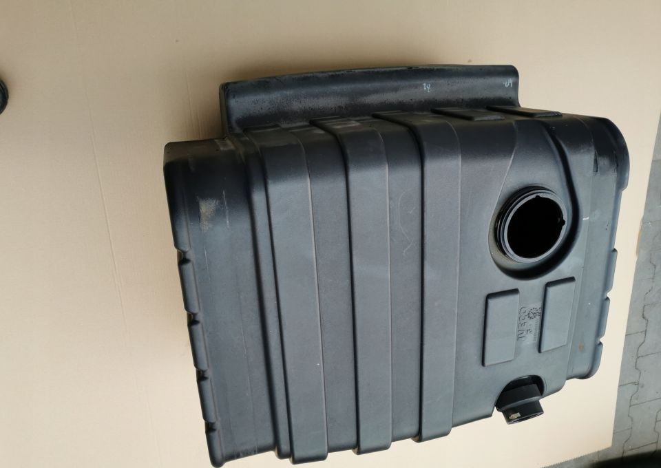 ZBIORNIK PALIWA IVECO EUROCARGO E6. 5801480845 - Rezervoar za gorivo za Tovornjak: slika 2 ZBIORNIK PALIWA IVECO EUROCARGO E6. 5801480845 - Rezervoar za gorivo za Tovornjak: slika 2