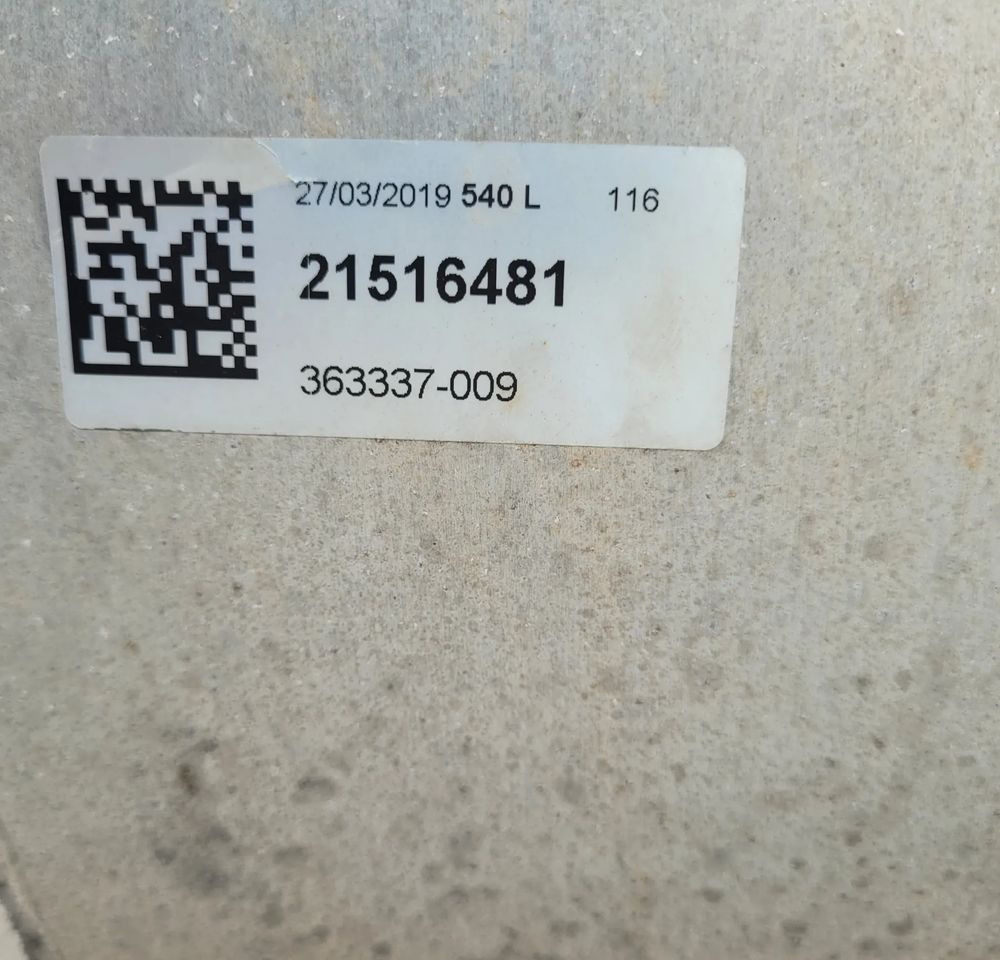ZBIORNIK PALIWA VOLVO FH4 170X53X70 LOW DECK 540l - Rezervoar za gorivo za Tovornjak: slika 4 ZBIORNIK PALIWA VOLVO FH4 170X53X70 LOW DECK 540l - Rezervoar za gorivo za Tovornjak: slika 4