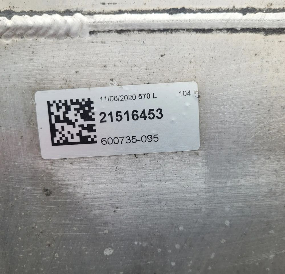 ZBIORNIK PALIWA VOLVO FH4 21516453 570L 140X70X70CM CHWALIM116 - Rezervoar za gorivo za Tovornjak: slika 5 ZBIORNIK PALIWA VOLVO FH4 21516453 570L 140X70X70CM CHWALIM116 - Rezervoar za gorivo za Tovornjak: slika 5