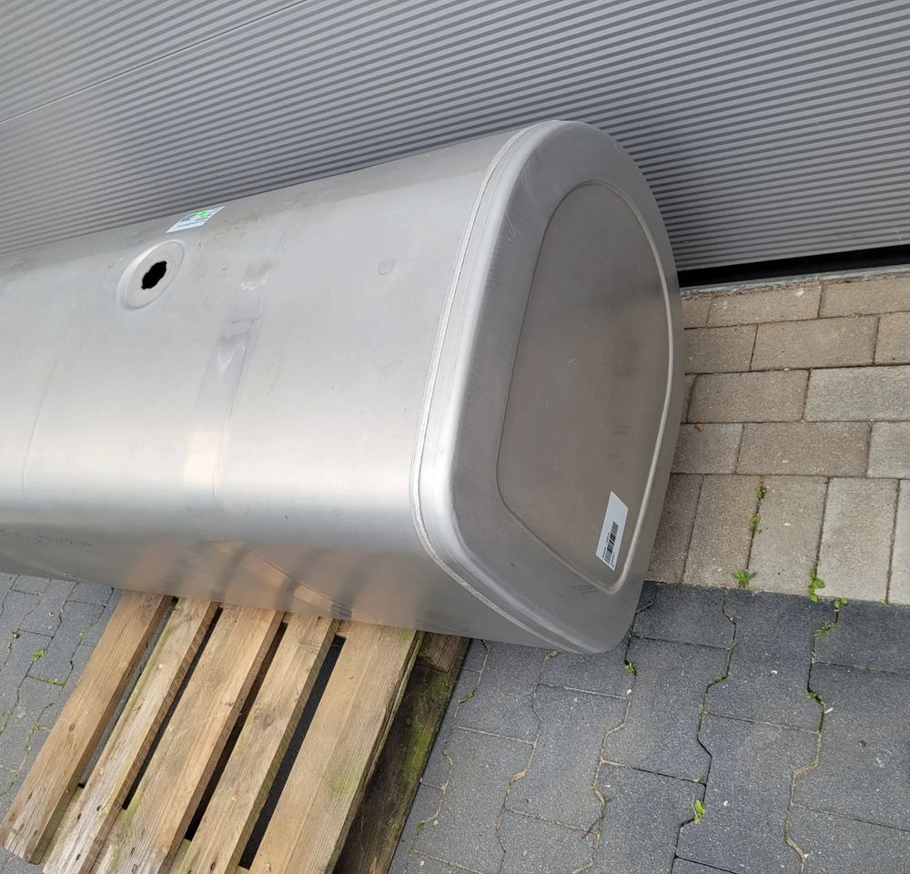 ZBIORNIK PALIWA VOLVO FH4 FH5 GAMA 150X55X68 CM 475L 22038784 CHWALIM116 - Rezervoar za gorivo za Tovornjak: slika 3 ZBIORNIK PALIWA VOLVO FH4 FH5 GAMA 150X55X68 CM 475L 22038784 CHWALIM116 - Rezervoar za gorivo za Tovornjak: slika 3