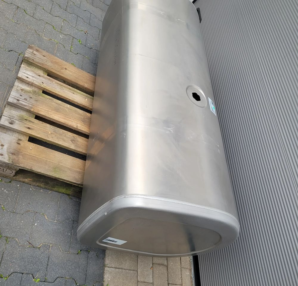 ZBIORNIK PALIWA VOLVO FH4 FH5 GAMA 160x55x68cm 505L 21516480 CHWALIM116 - Rezervoar za gorivo za Tovornjak: slika 3 ZBIORNIK PALIWA VOLVO FH4 FH5 GAMA 160x55x68cm 505L 21516480 CHWALIM116 - Rezervoar za gorivo za Tovornjak: slika 3