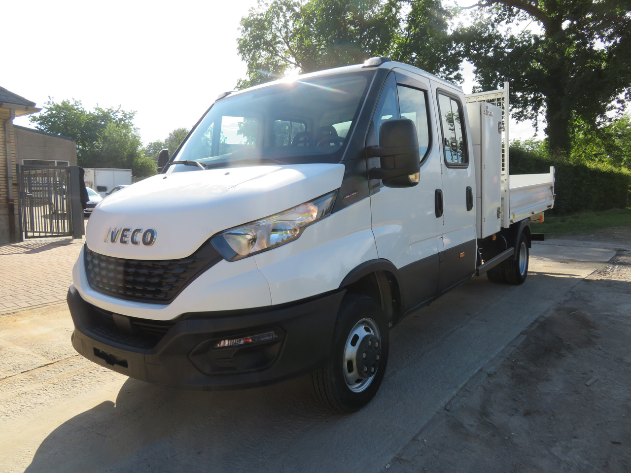 Iveco Daily 35C16 3.0 Dubbel cabine - Kipper - Dostavno vozilo, Dostavno vozilo z dvojno kabino: slika 3 Iveco Daily 35C16 3.0 Dubbel cabine - Kipper - Dostavno vozilo, Dostavno vozilo z dvojno kabino: slika 3