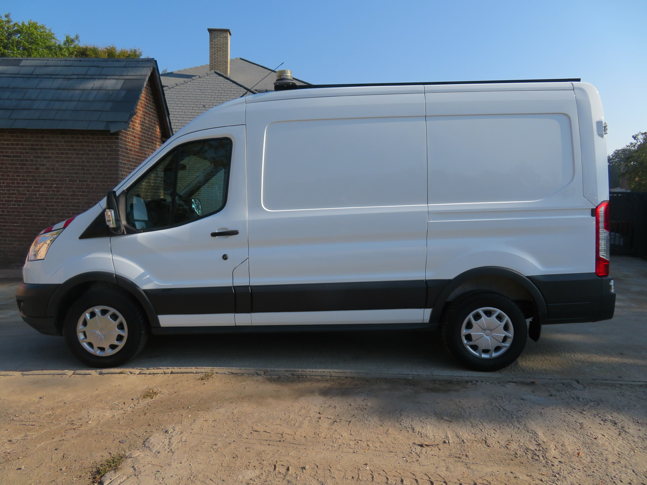 Ford Transit 2.0TDCi - Furgon: slika 4 Ford Transit 2.0TDCi - Furgon: slika 4