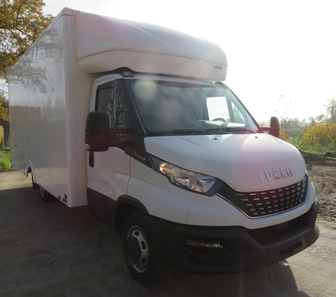 Iveco Daily 35C14 - Dostavno vozilo z zabojnikom: slika 1 Iveco Daily 35C14 - Dostavno vozilo z zabojnikom: slika 1