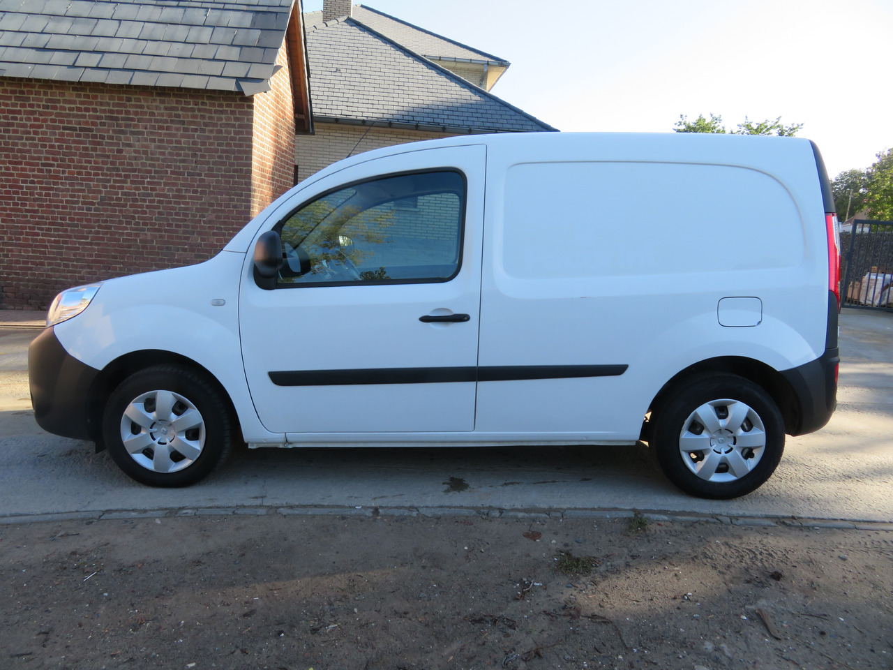 Renault Kangoo EXPRESS 1.5 dCi - Mali kombi: slika 4 Renault Kangoo EXPRESS 1.5 dCi - Mali kombi: slika 4