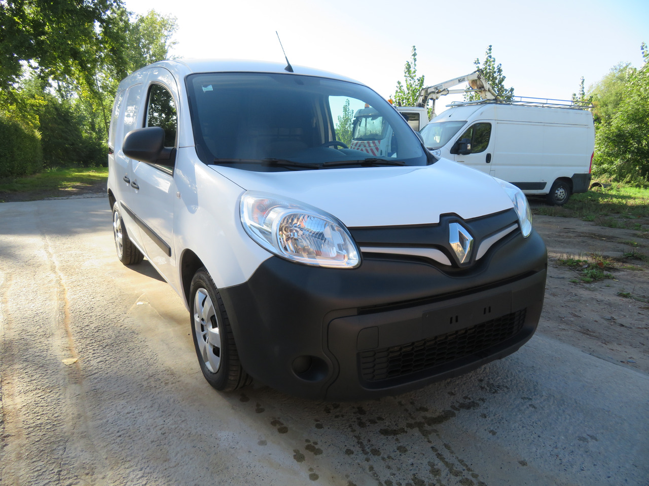 Renault Kangoo EXPRESS 1.5 dCi - Mali kombi: slika 1 Renault Kangoo EXPRESS 1.5 dCi - Mali kombi: slika 1
