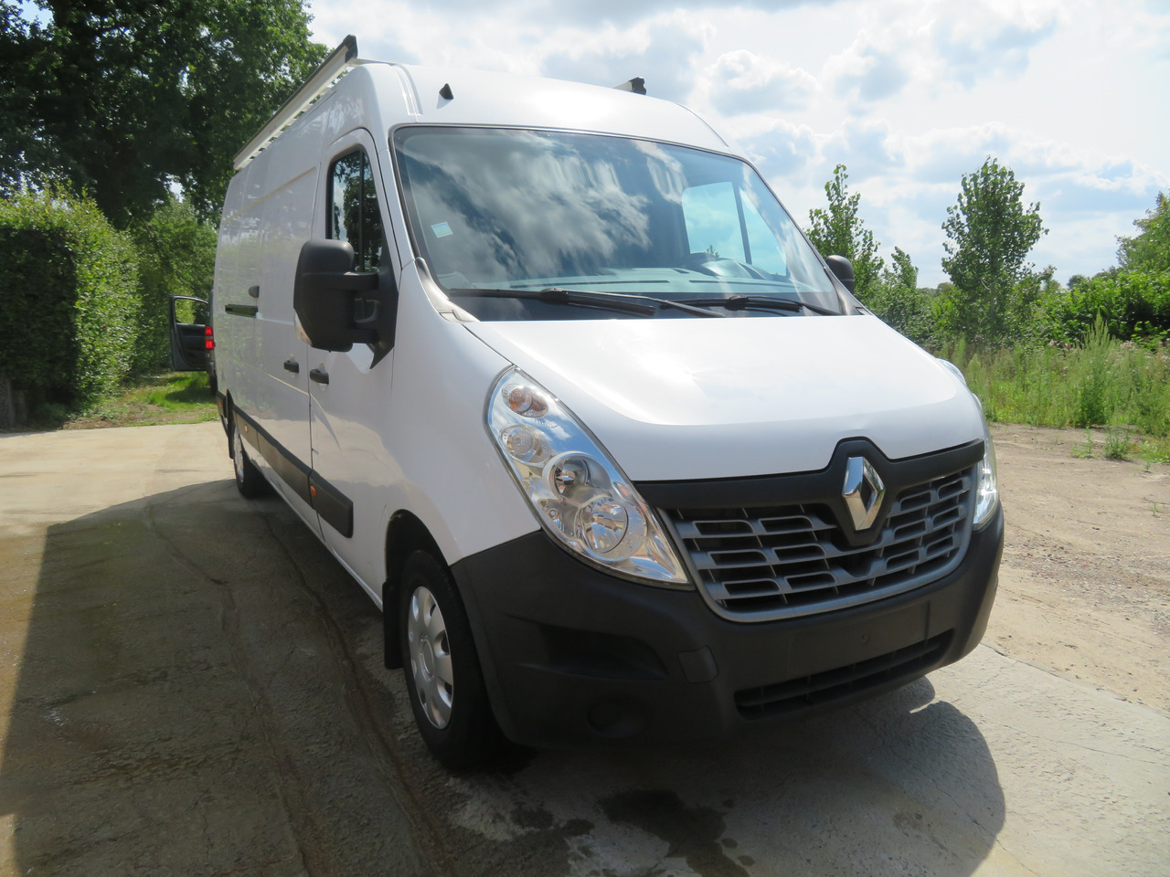 Renault Master 2.3dCi Energy Grand Confort & Media Nav - L3H2 - Furgon: slika 1 Renault Master 2.3dCi Energy Grand Confort & Media Nav - L3H2 - Furgon: slika 1