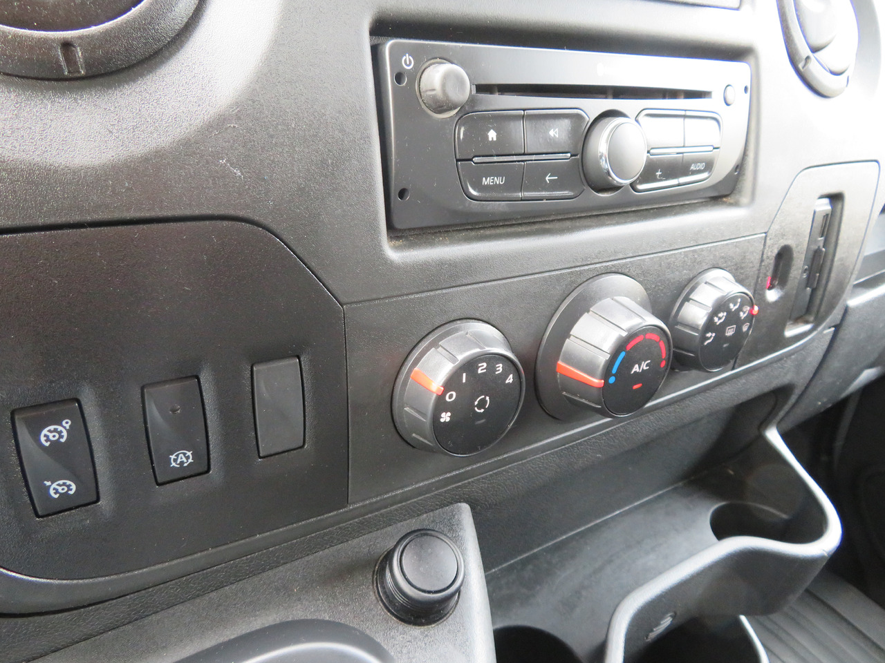 Furgon Renault Master 2.3dCi Grand Confort - L3H3: slika 14 Furgon Renault Master 2.3dCi Grand Confort - L3H3: slika 14