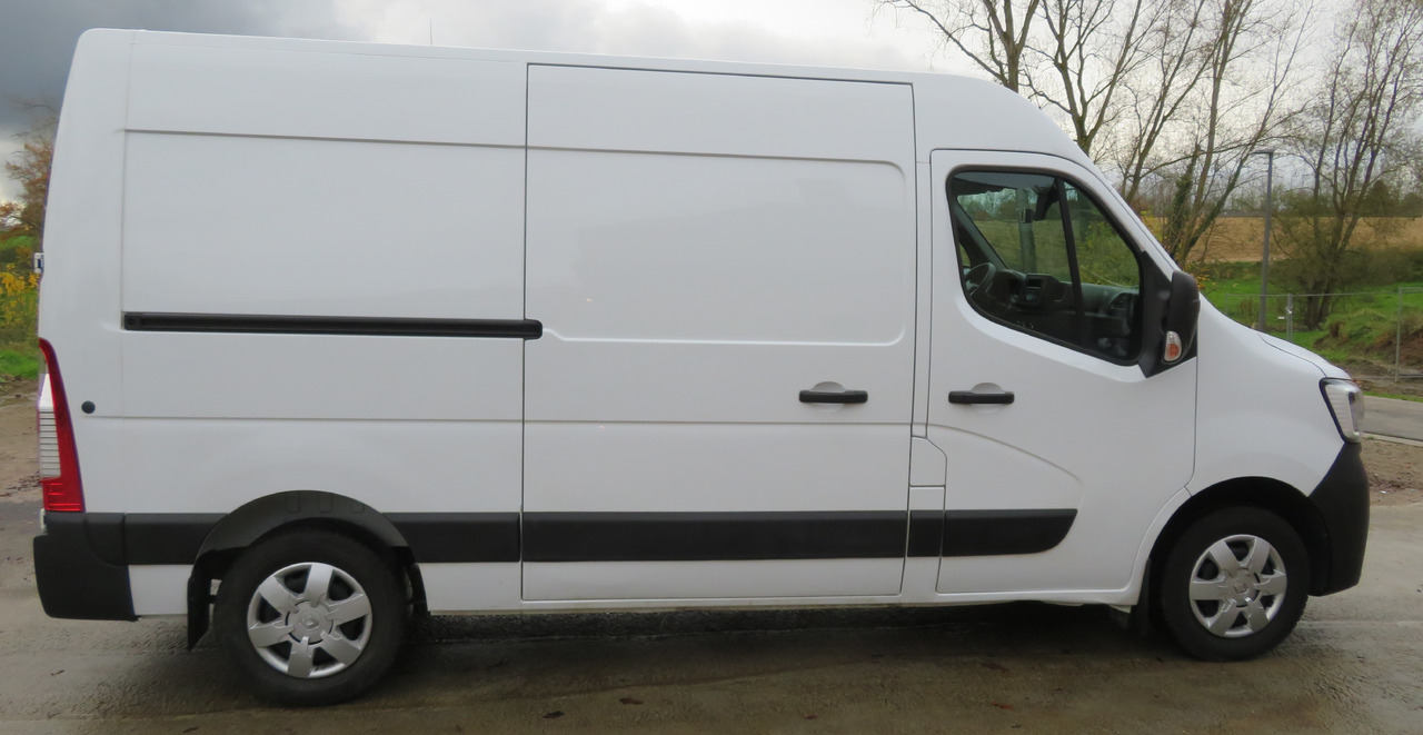 Furgon Renault Master 2.3dci - L2H2: slika 8