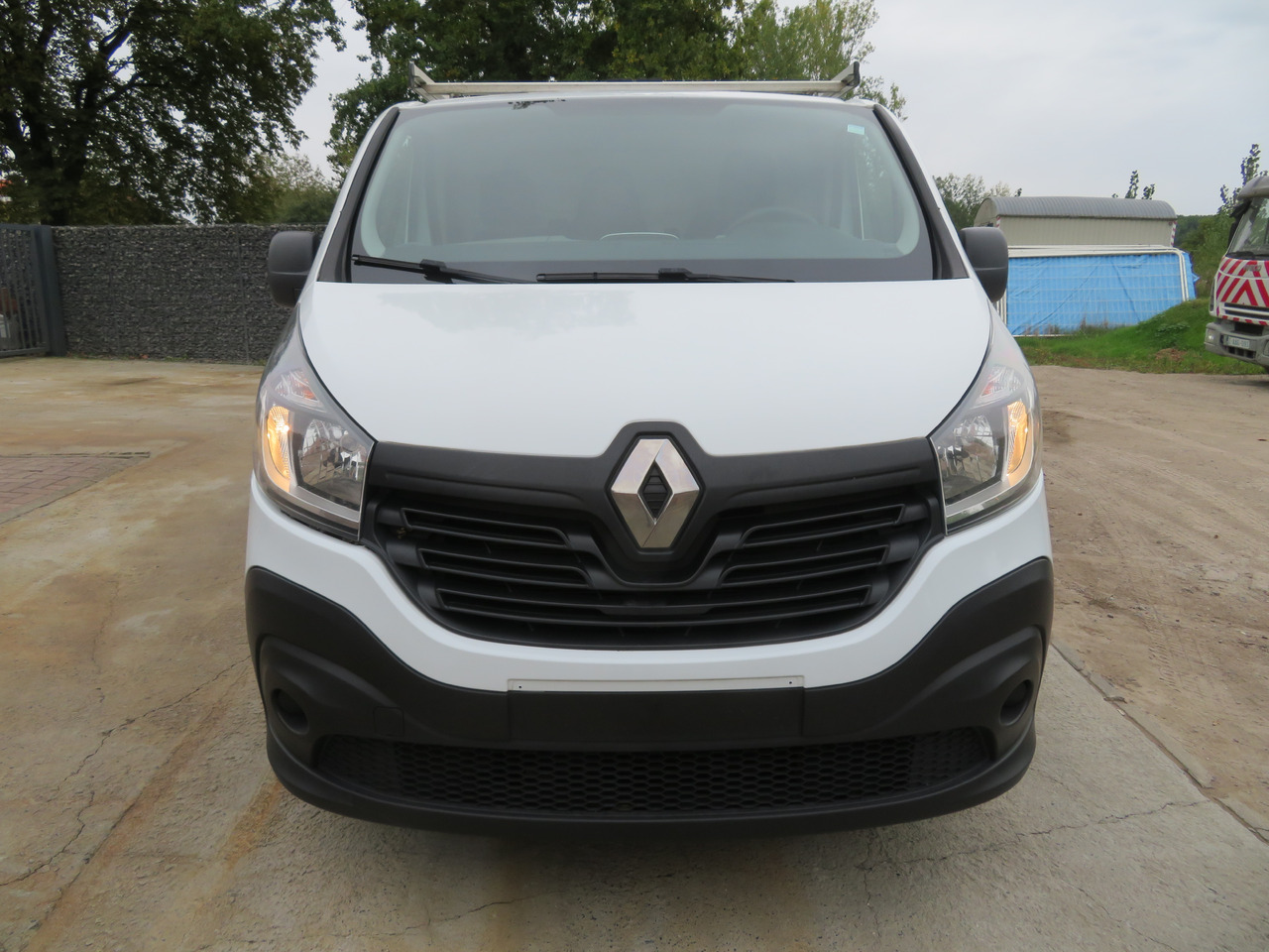 Renault Trafic 1.6dCi Grand Confort - L2H1 - Mali kombi: slika 2 Renault Trafic 1.6dCi Grand Confort - L2H1 - Mali kombi: slika 2