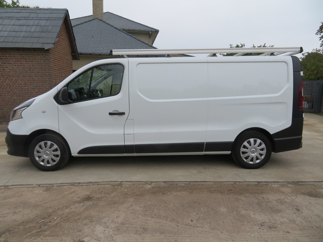Renault Trafic 1.6dCi Grand Confort - L2H1 - Mali kombi: slika 4 Renault Trafic 1.6dCi Grand Confort - L2H1 - Mali kombi: slika 4