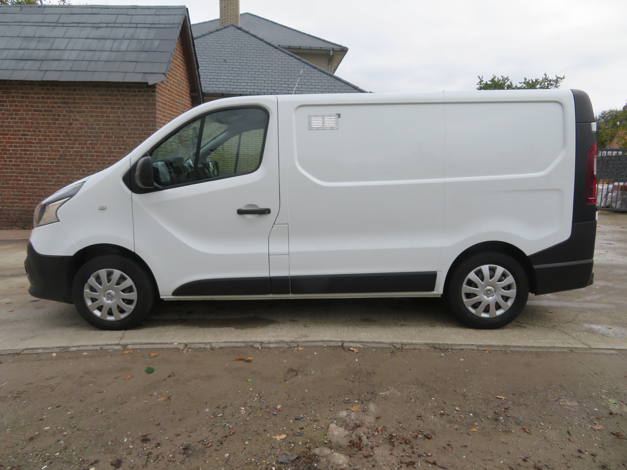 Renault Trafic 1.6dCi L1H1 - Mali kombi: slika 4 Renault Trafic 1.6dCi L1H1 - Mali kombi: slika 4