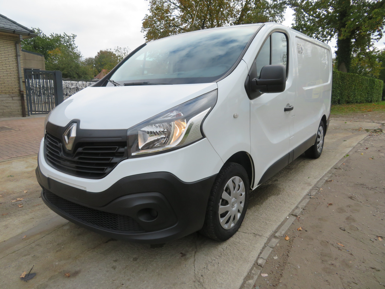 Renault Trafic 1.6dCi L1H1 - Mali kombi: slika 3 Renault Trafic 1.6dCi L1H1 - Mali kombi: slika 3