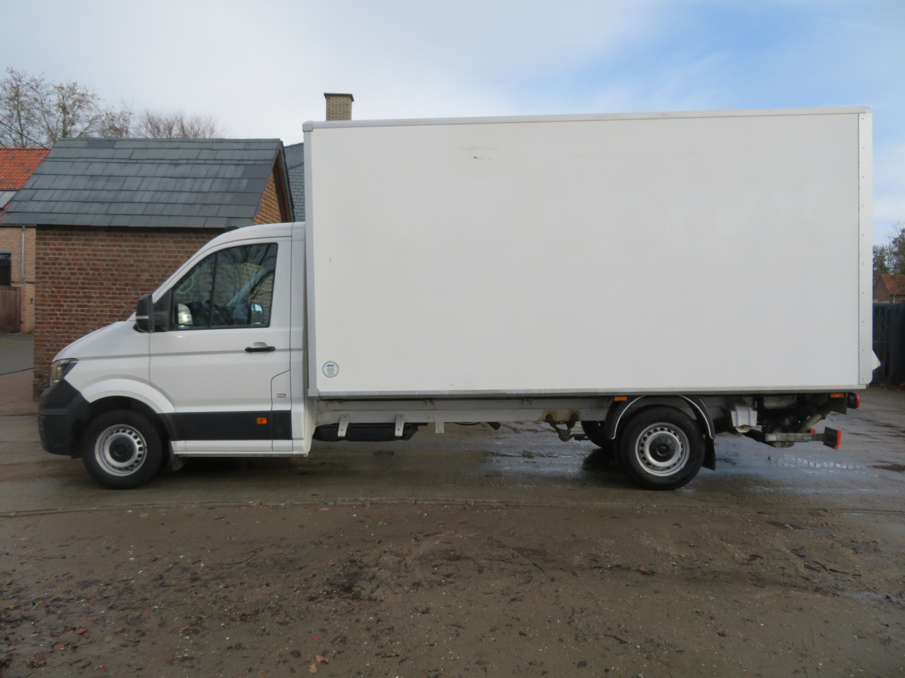 Volkswagen Crafter 2.0 CR TDi Bak Laadbrug L4 - Dostavno vozilo z zabojnikom: slika 4 Volkswagen Crafter 2.0 CR TDi Bak Laadbrug L4 - Dostavno vozilo z zabojnikom: slika 4