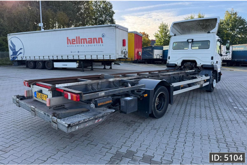 Mercedes-Benz Atego 1318 Day Cab, Euro 6, / BDF / DHOLLANDIA 2000KG - Kontejnerski tovornjak/ Tovornjak z zamenljivim tovoriščem: slika 3 Mercedes-Benz Atego 1318 Day Cab, Euro 6, / BDF / DHOLLANDIA 2000KG - Kontejnerski tovornjak/ Tovornjak z zamenljivim tovoriščem: slika 3