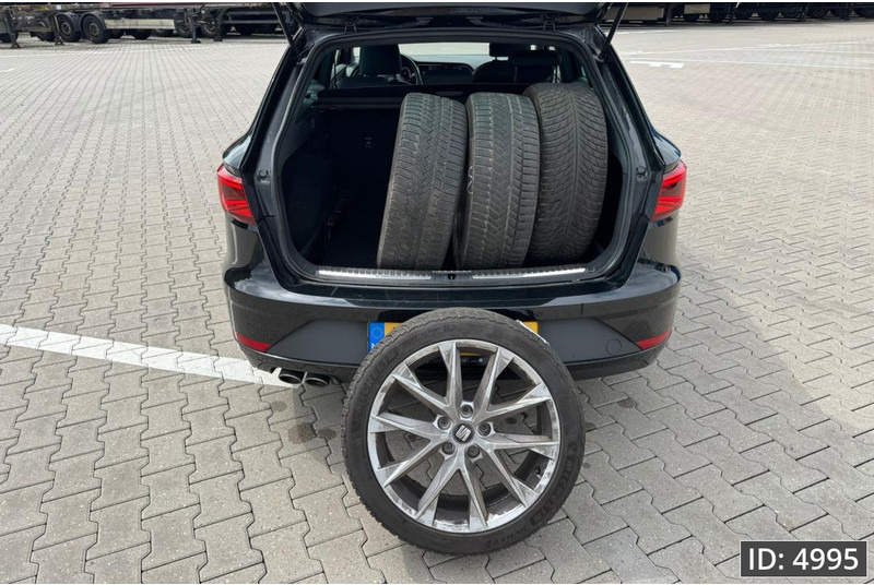 SEAT Leon ST FR 2.0 Euro 6, DSG/Pano/Camera/Keyless/Extra winterset - Karavan: slika 5 SEAT Leon ST FR 2.0 Euro 6, DSG/Pano/Camera/Keyless/Extra winterset - Karavan: slika 5