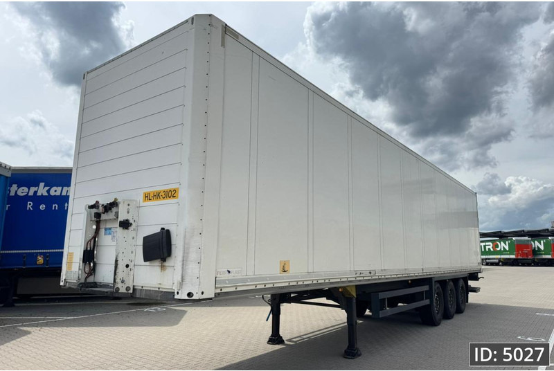 Schmitz Cargobull SCB/S3B / Disk brakes / Double stock / Taillift - Polprikolica zabojnik: slika 1 Schmitz Cargobull SCB/S3B / Disk brakes / Double stock / Taillift - Polprikolica zabojnik: slika 1
