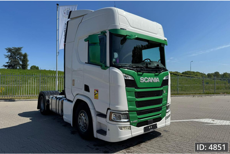 Scania R450 Topline, Euro 6, / Retarder / Standklima / 2x Tank, Intarder - Vlačilec: slika 4 Scania R450 Topline, Euro 6, / Retarder / Standklima / 2x Tank, Intarder - Vlačilec: slika 4