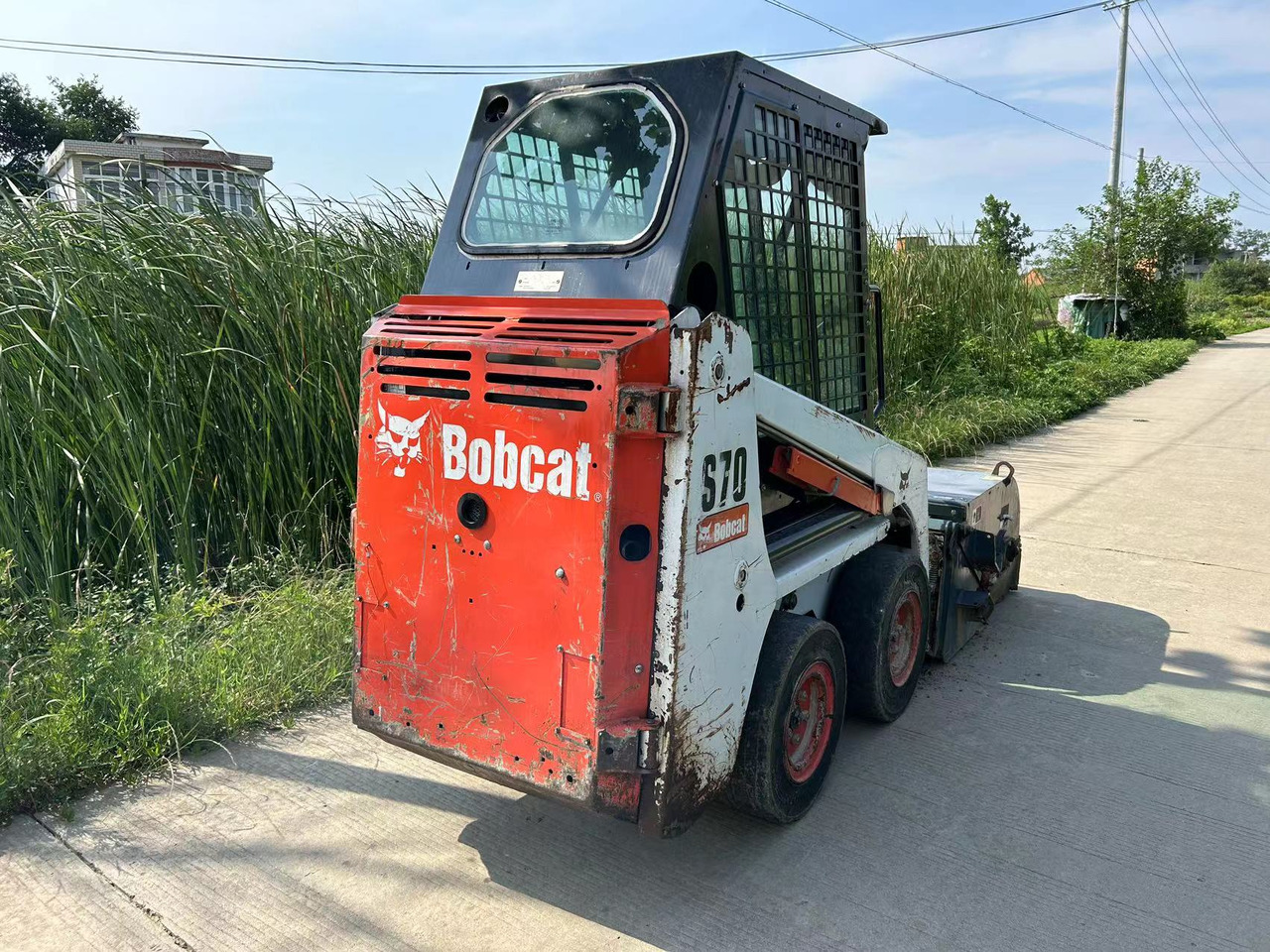 BOBCAT S70 Sliding Sweeper Click for Discount - Mini nakladalec: slika 4 BOBCAT S70 Sliding Sweeper Click for Discount - Mini nakladalec: slika 4