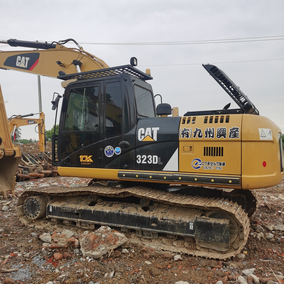 CAT 323DL Excavator Click for Discount - Bager: slika 2 CAT 323DL Excavator Click for Discount - Bager: slika 2