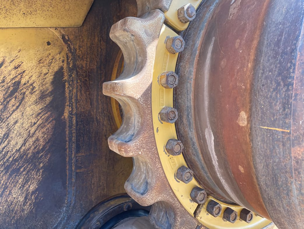 Buldožer CAT Bulldozer D9R Click for Discount: slika 9 Buldožer CAT Bulldozer D9R Click for Discount: slika 9