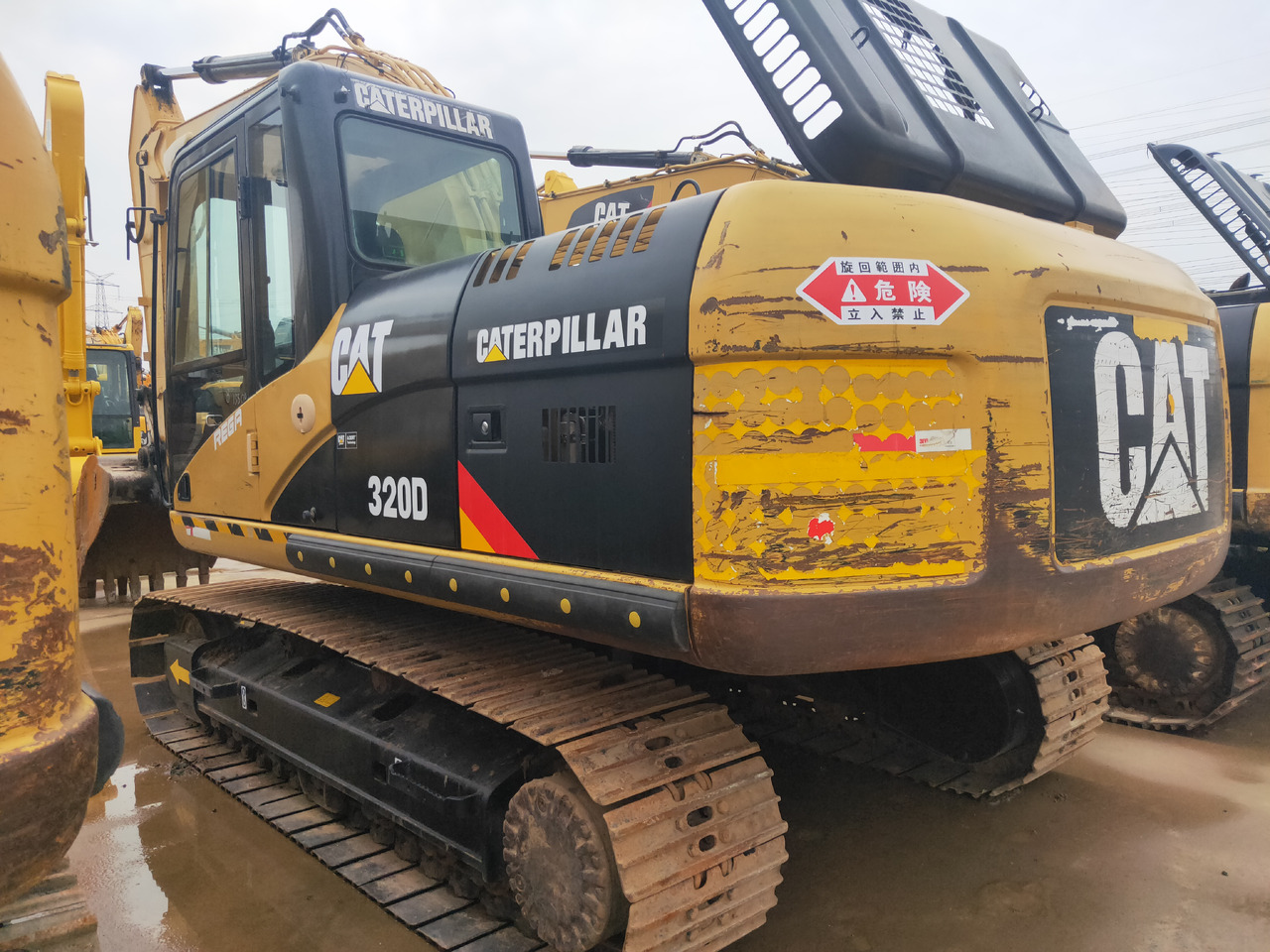 CATERPILLAR 320D - Bager goseničar: slika 5 CATERPILLAR 320D - Bager goseničar: slika 5