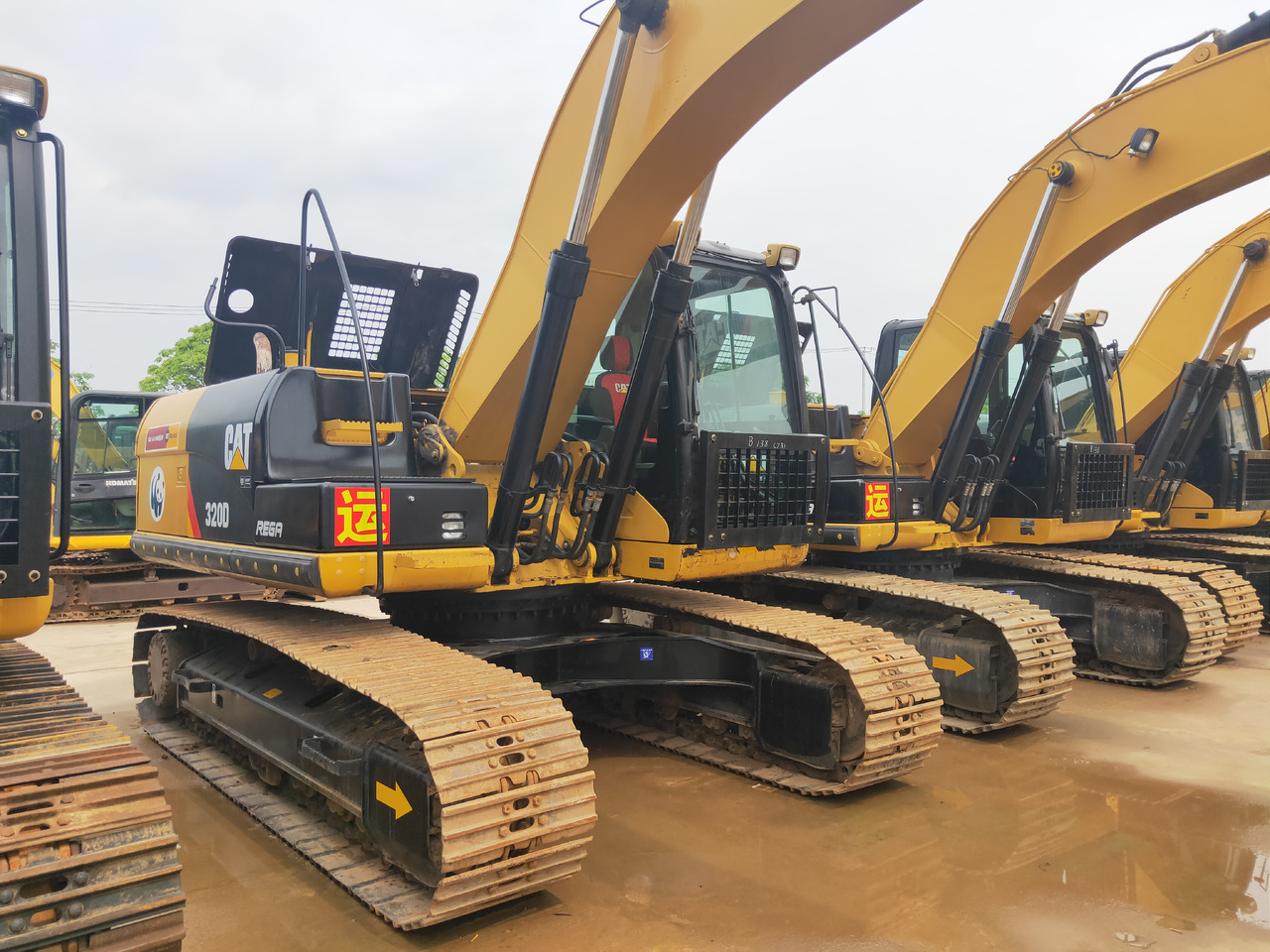 CATERPILLAR 320D - Bager goseničar: slika 2 CATERPILLAR 320D - Bager goseničar: slika 2