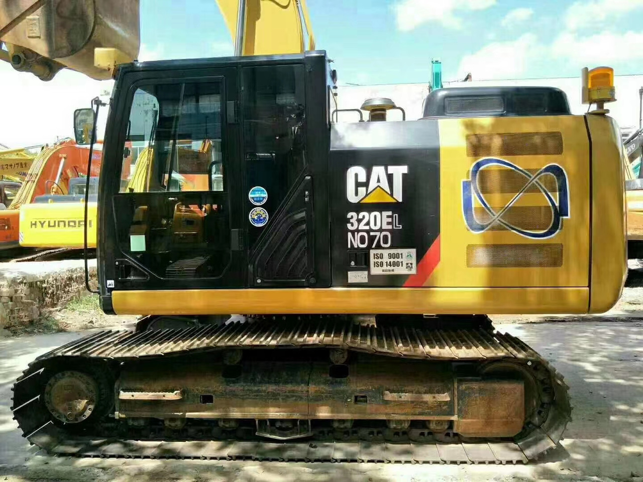 CATERPILLAR 320E - Bager goseničar: slika 1 CATERPILLAR 320E - Bager goseničar: slika 1