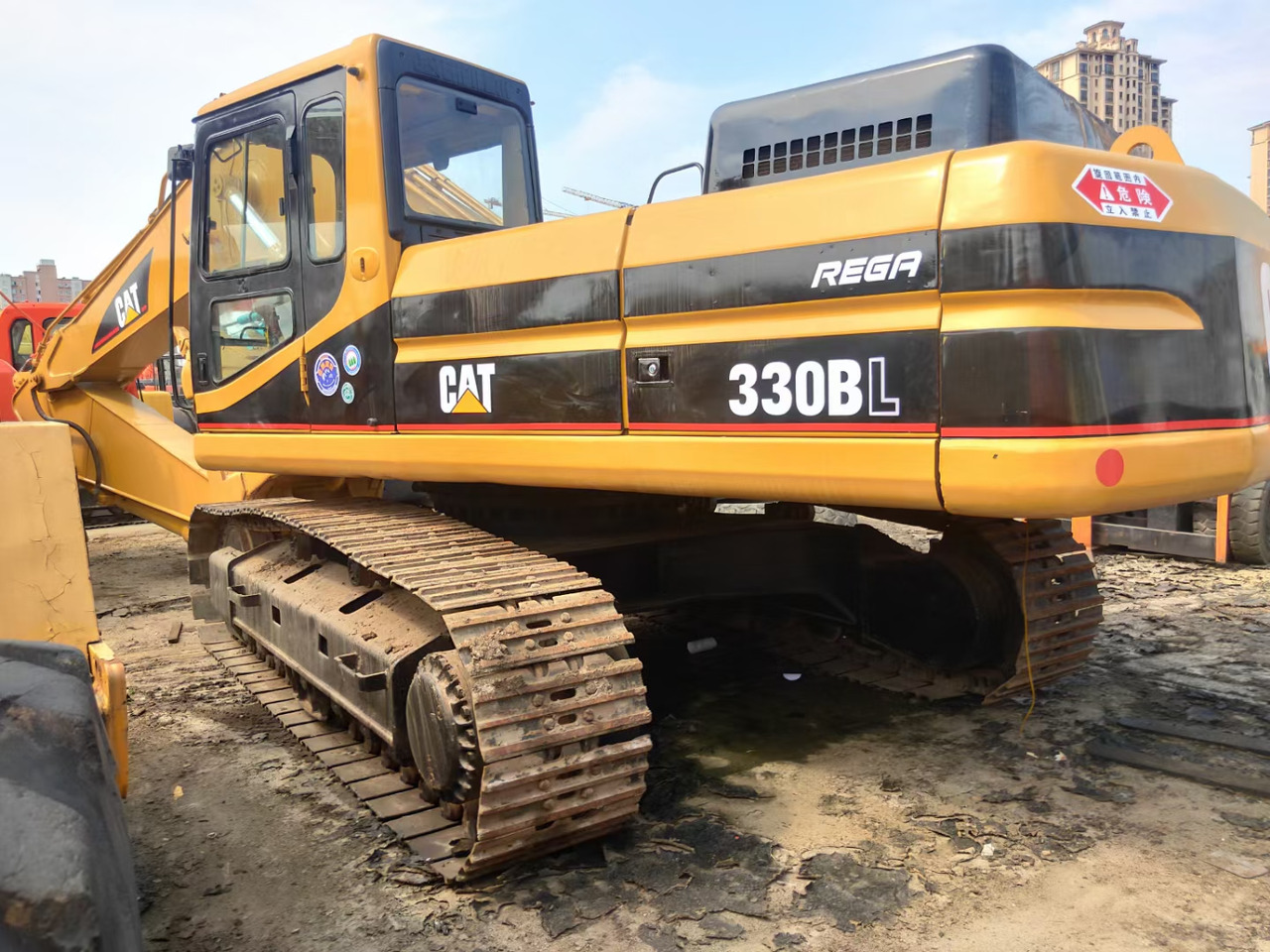 CATERPILLAR 330B - Bager goseničar: slika 1 CATERPILLAR 330B - Bager goseničar: slika 1