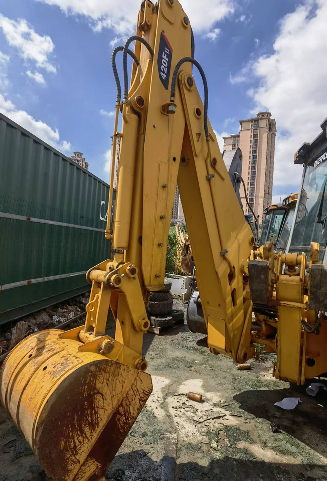 CATERPILLAR 420F - Bager nakladalec: slika 4 CATERPILLAR 420F - Bager nakladalec: slika 4
