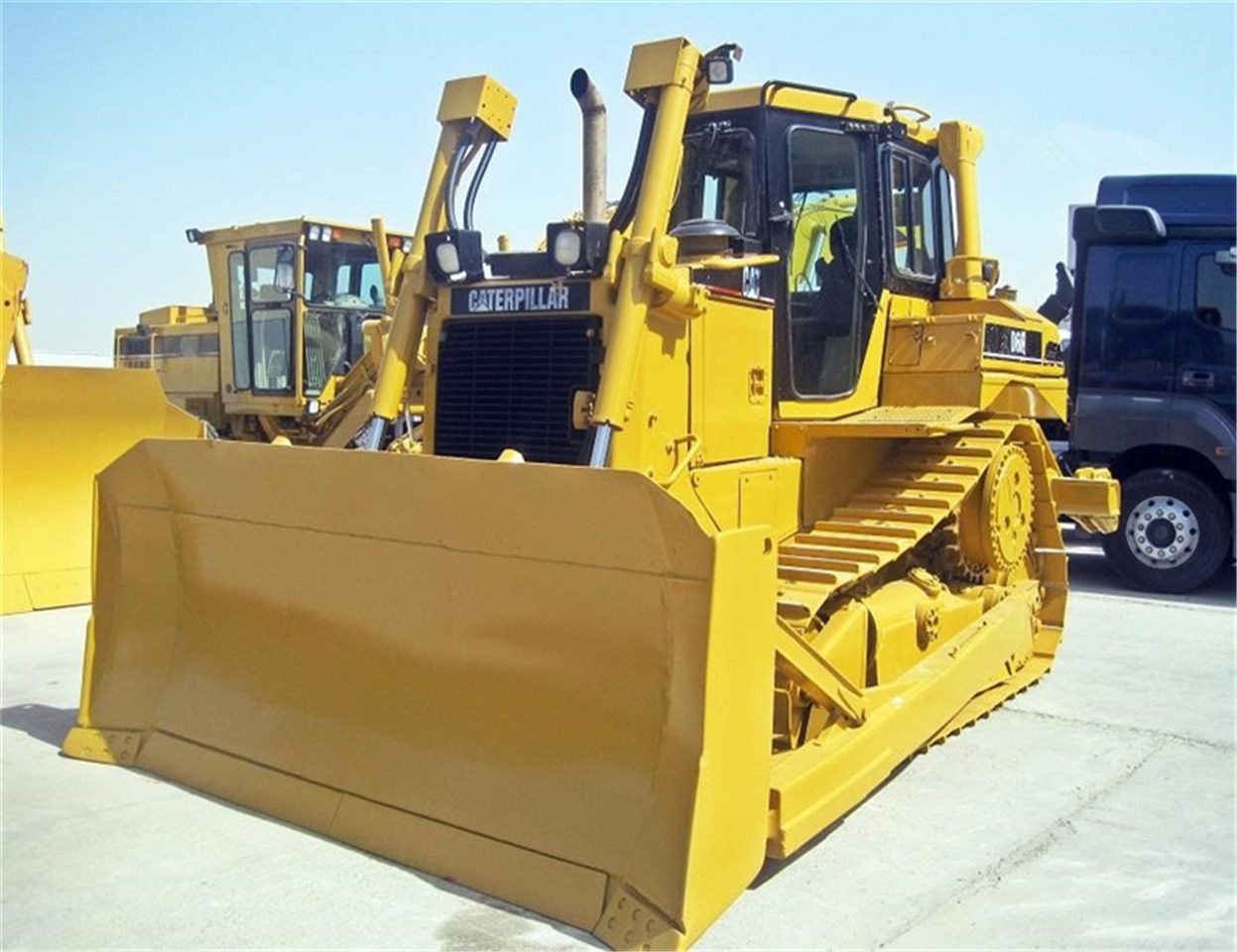CATERPILLAR D6R - Buldožer: slika 3 CATERPILLAR D6R - Buldožer: slika 3