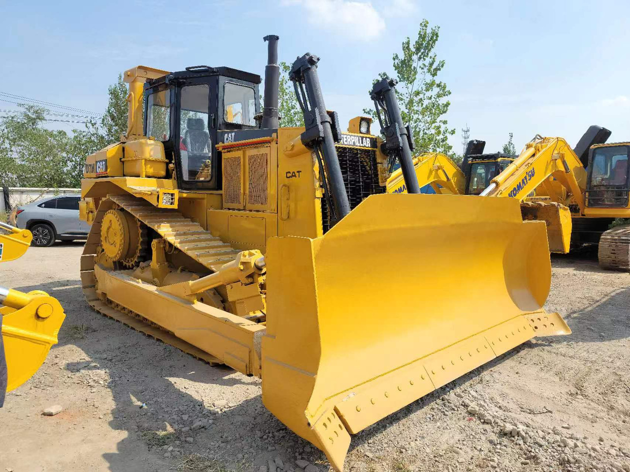 CATERPILLAR D7H - Buldožer: slika 2 CATERPILLAR D7H - Buldožer: slika 2