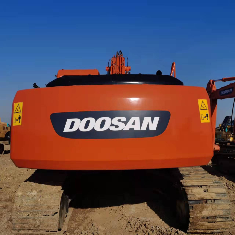 DOOSAN DH220LC-7$21000 - Bager goseničar: slika 2 DOOSAN DH220LC-7$21000 - Bager goseničar: slika 2