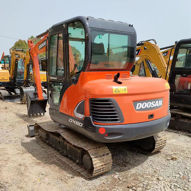 DOOSAN DH60 - Bager goseničar: slika 2 DOOSAN DH60 - Bager goseničar: slika 2