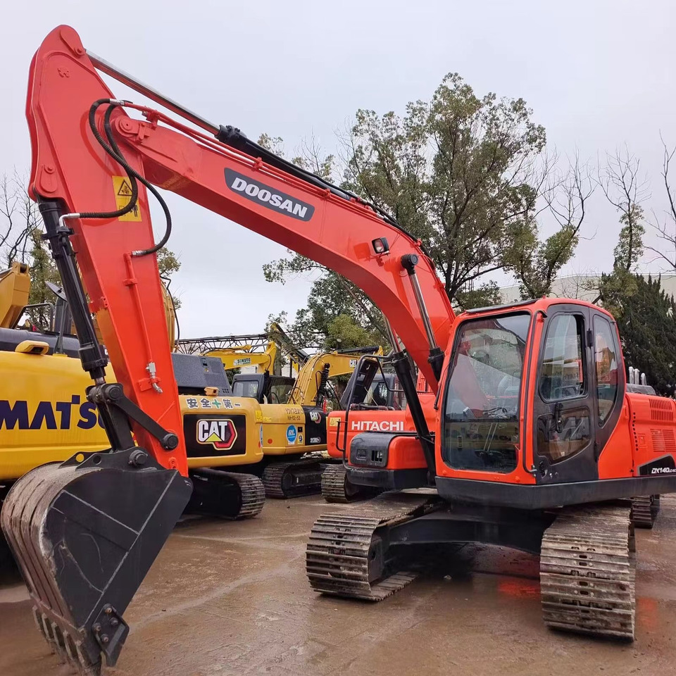 DOOSAN DX140 Crawler excavator Good condition - Bager goseničar: slika 3 DOOSAN DX140 Crawler excavator Good condition - Bager goseničar: slika 3