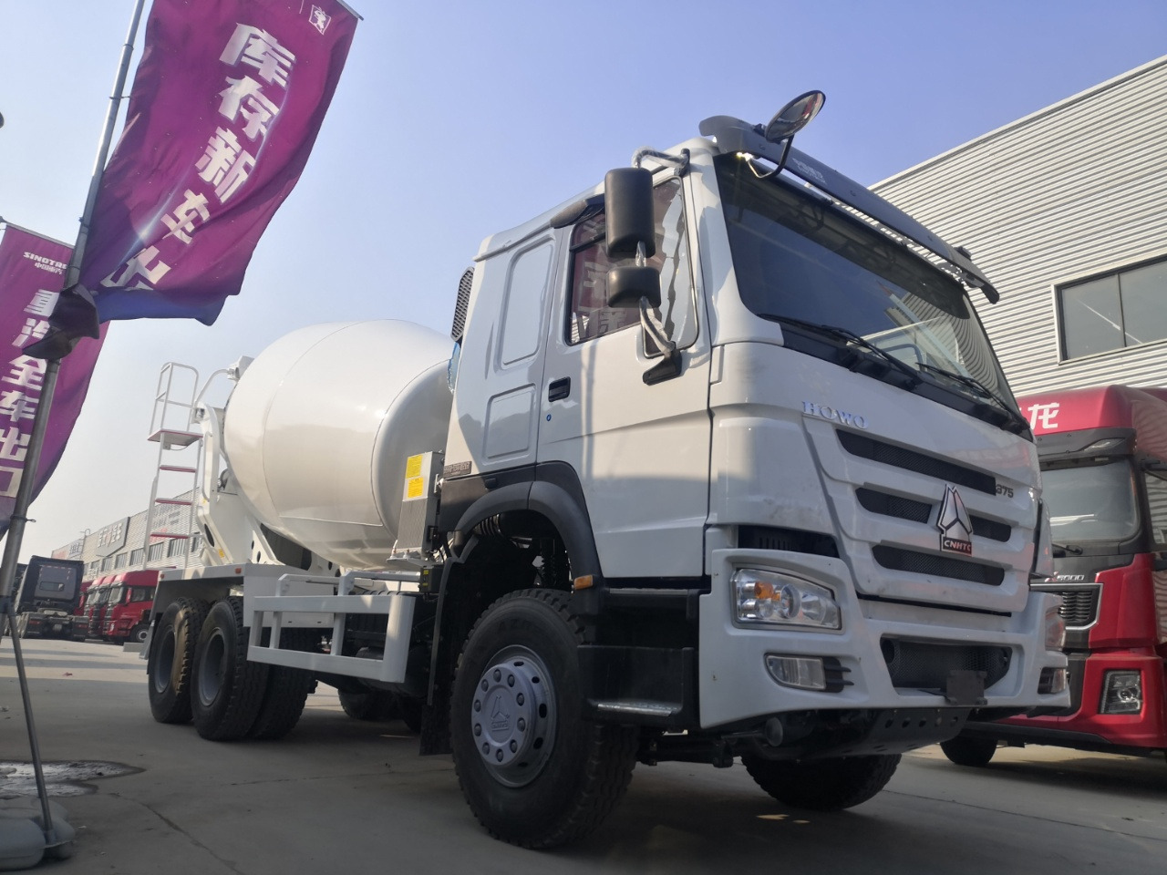 HOWO 10Cube Cement Mixer Truck 6*4 Click Here for Discount - Avtomešalec: slika 1 HOWO 10Cube Cement Mixer Truck 6*4 Click Here for Discount - Avtomešalec: slika 1