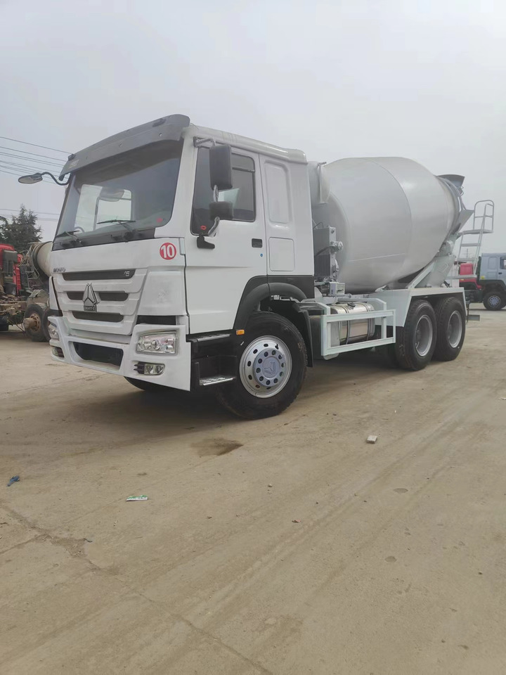 HOWO 375 Cement Mixer Truck 6*4 - Avtomešalec: slika 1 HOWO 375 Cement Mixer Truck 6*4 - Avtomešalec: slika 1