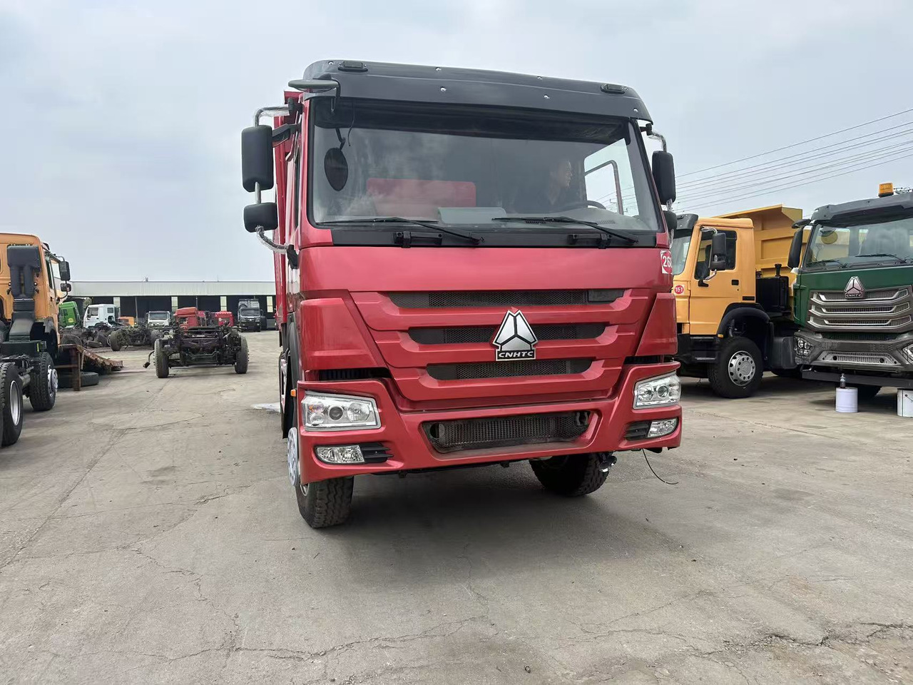 HOWO Howo 6✖4 Dump truck New condition - Tovornjak prekucnik: slika 1 HOWO Howo 6✖4 Dump truck New condition - Tovornjak prekucnik: slika 1
