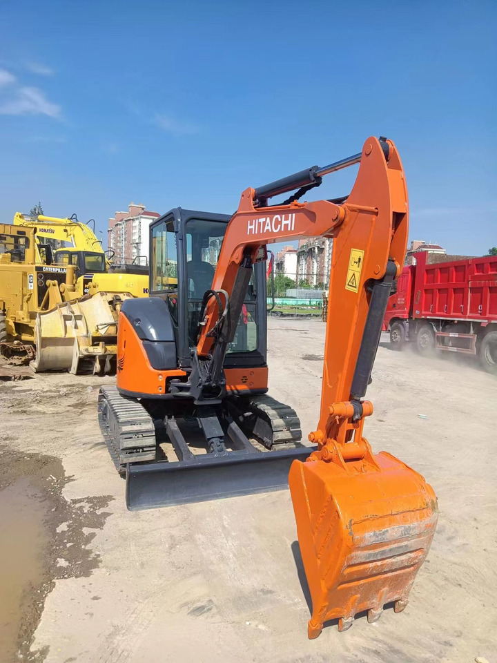 Hitachi ZX35-5A - Bager goseničar: slika 3 Hitachi ZX35-5A - Bager goseničar: slika 3