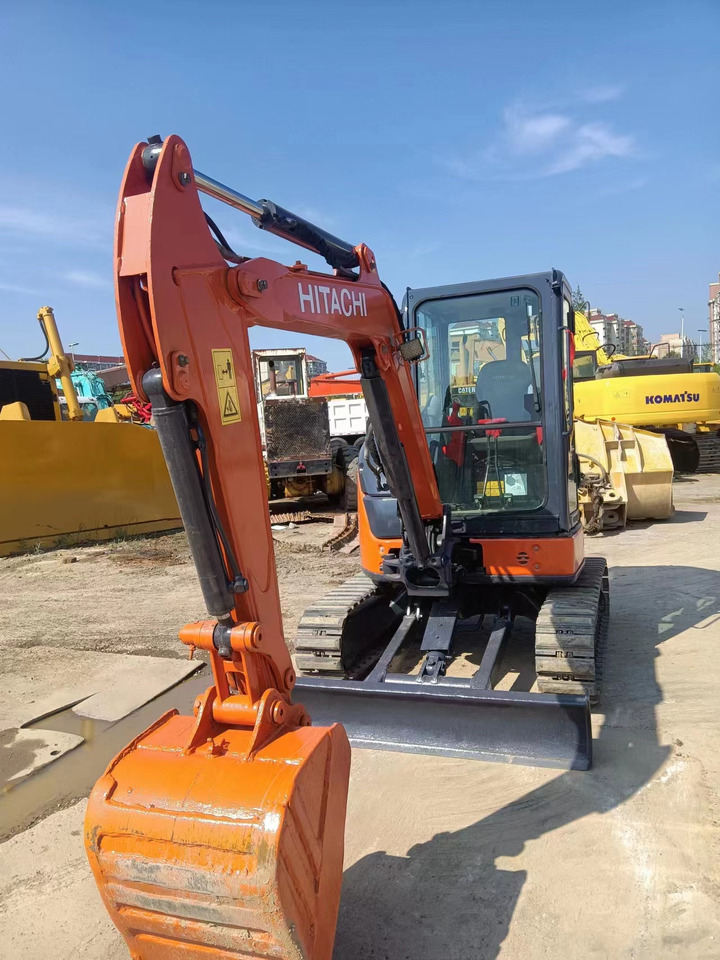 Hitachi ZX35-5A - Bager goseničar: slika 4 Hitachi ZX35-5A - Bager goseničar: slika 4