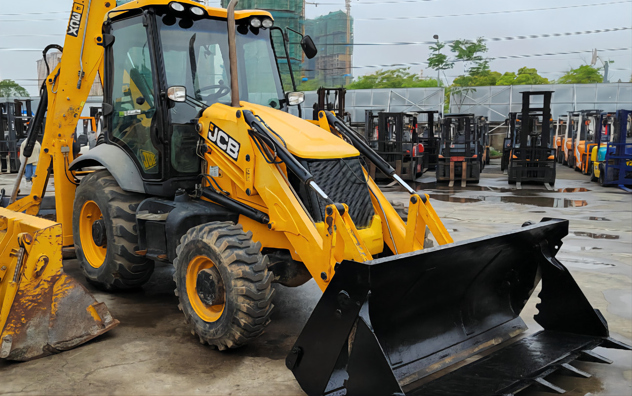 JCB 3CX - Bager nakladalec: slika 2 JCB 3CX - Bager nakladalec: slika 2