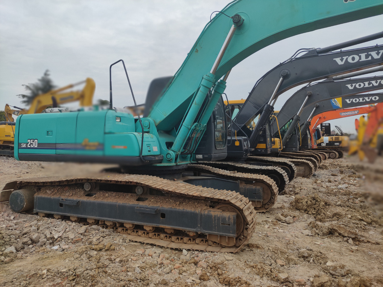 KOBELCO SK250 - Bager goseničar: slika 1 KOBELCO SK250 - Bager goseničar: slika 1