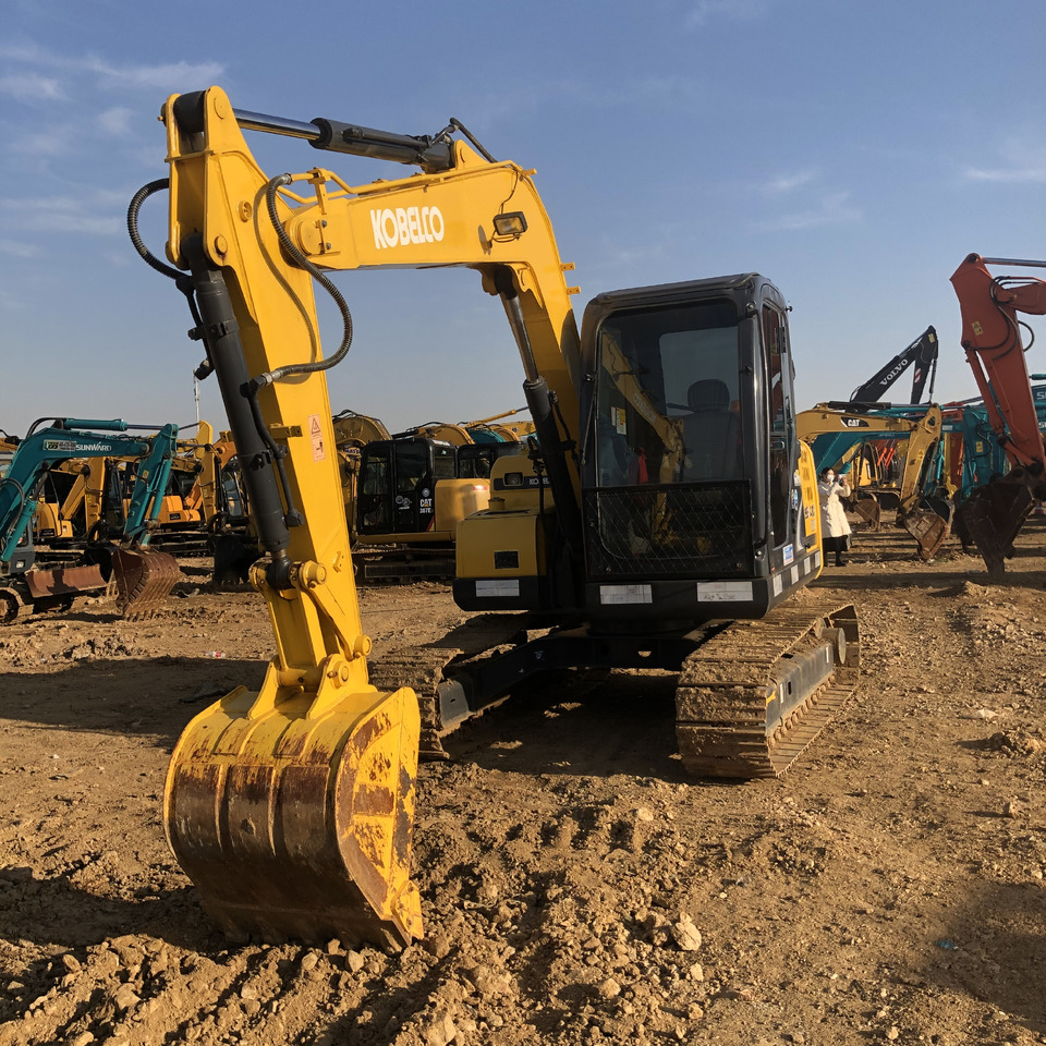KOBELCO SK75 - Bager goseničar: slika 1 KOBELCO SK75 - Bager goseničar: slika 1