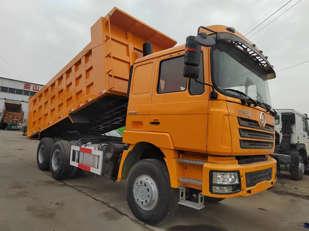 SHACMAN F3000 6X4 CLICK HERE FOR DISCOUNT - Tovornjak prekucnik: slika 3 SHACMAN F3000 6X4 CLICK HERE FOR DISCOUNT - Tovornjak prekucnik: slika 3