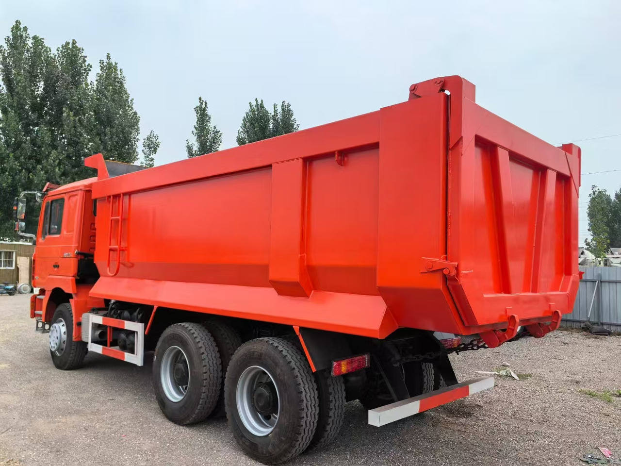 SHACMAN F3000 6X4 CLICK HERE FOR DISCOUNT - Tovornjak prekucnik: slika 3 SHACMAN F3000 6X4 CLICK HERE FOR DISCOUNT - Tovornjak prekucnik: slika 3