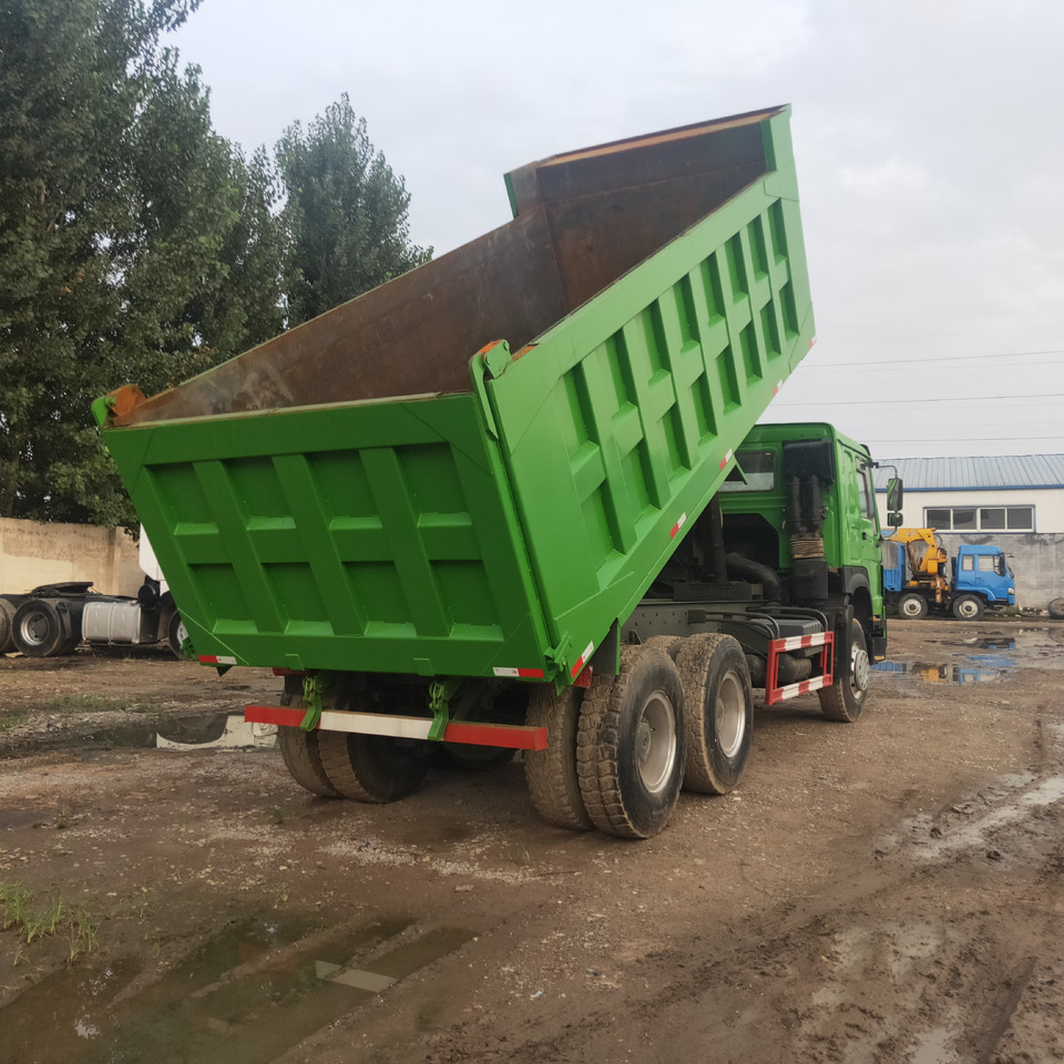 SINOTRUK HOWO 371 6X4 CLICK HERE FOR DISCOUNT - Tovornjak prekucnik: slika 5 SINOTRUK HOWO 371 6X4 CLICK HERE FOR DISCOUNT - Tovornjak prekucnik: slika 5
